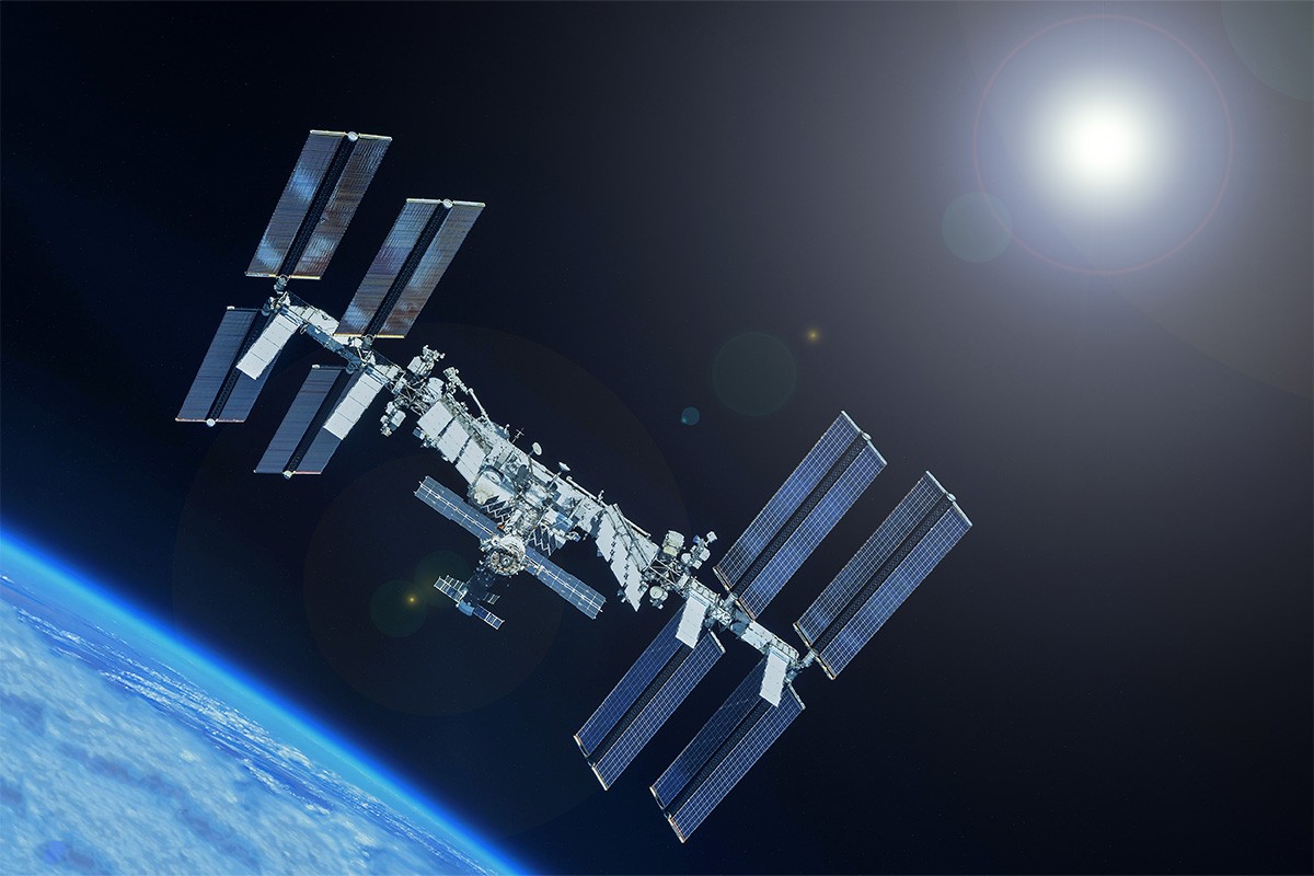 image_vacuum_technology_for_space_research_header_1200x800pix__1_