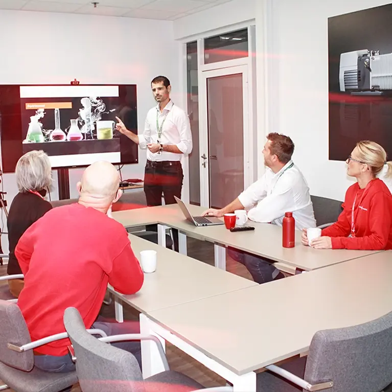 pfeiffer_france_technical_training_meeting