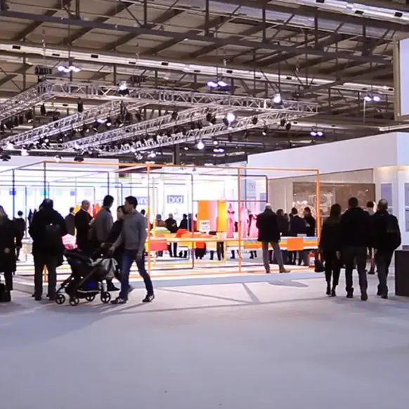tradeshow_1_thumbnail
